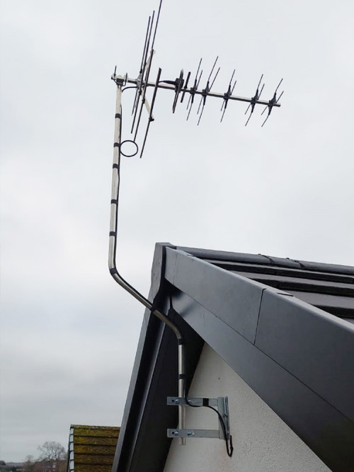 Three-room-freeview-aerial-installation-Glazebury