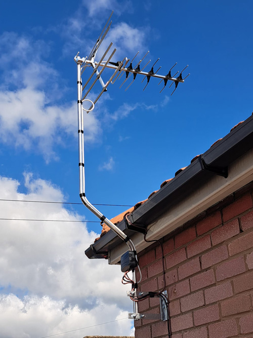Three-room-freeview-aerial-installation-Hindley-Green